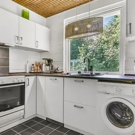 Vakantiehuis Nice In With Kitchen Tranekær