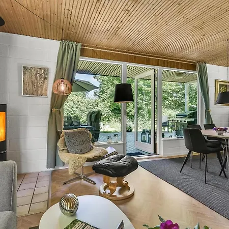 Nice In With Kitchen Feriehus